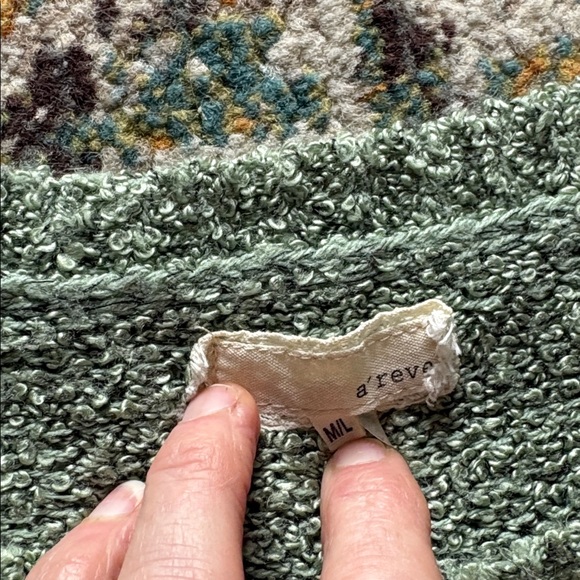 A’reve Black Cat Oversized Cropped Sweater, Size M/L - Picture 3 of 5